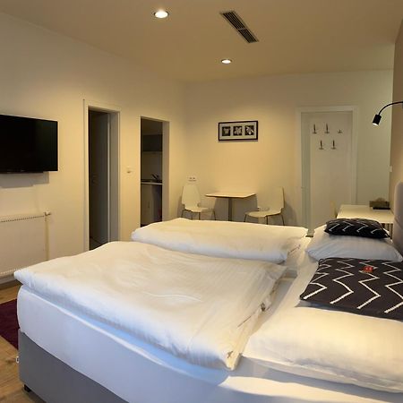 Rozmaryn Rooms & Apartments Раковник Экстерьер фото