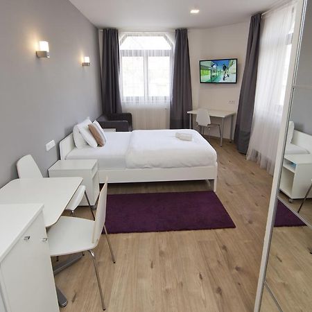 Rozmaryn Rooms & Apartments Раковник Экстерьер фото