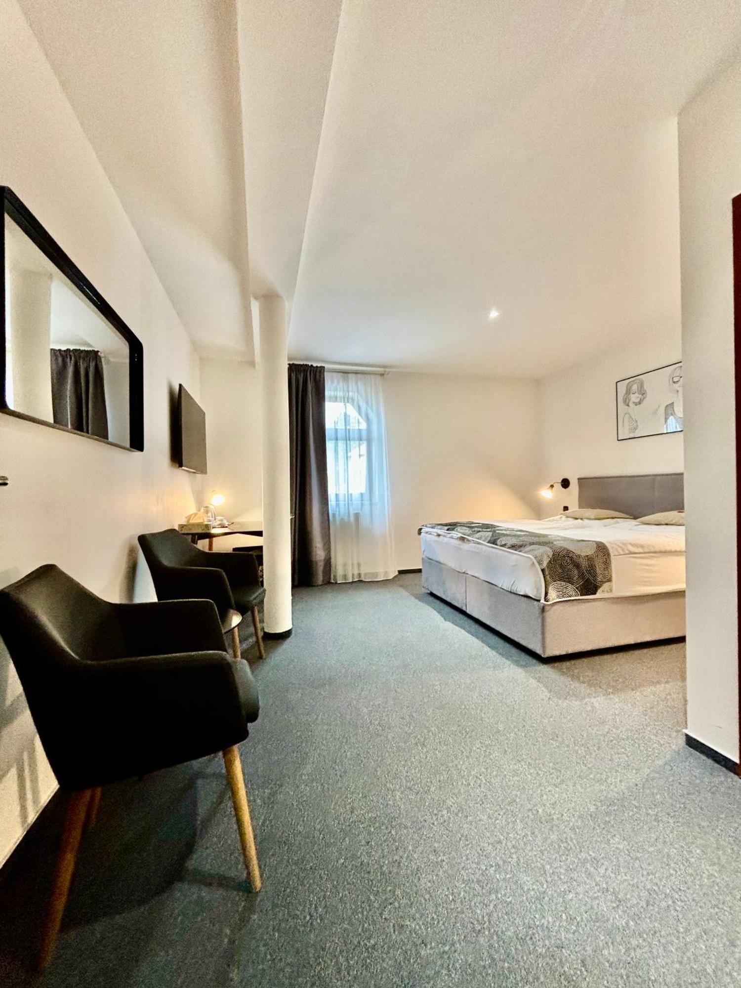 Rozmaryn Rooms & Apartments Раковник Экстерьер фото